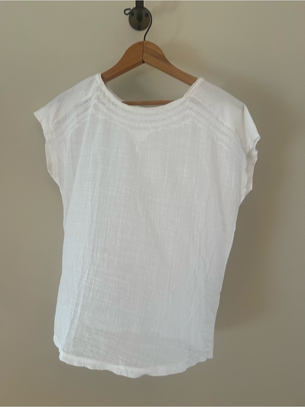 White Tissue cotton  Textured Tee